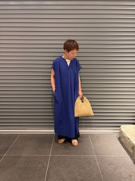 「URBAN RESEARCH DOORS（アーバンリサーチドアーズ）のリネンレーヨンスキッパーフレンチワンピース（ワンピース、ブルー系）」を使った、sayakaさん（レディース・152cm）の夏コーディネート