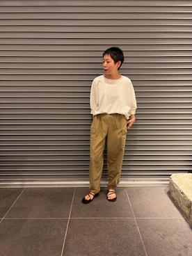 「URBAN RESEARCH DOORS（アーバンリサーチドアーズ）の撥水カーゴドロストパンツ（その他パンツ、ベージュ系）」を使った、sayakaさん（レディース・152cm）の夏コーディネート