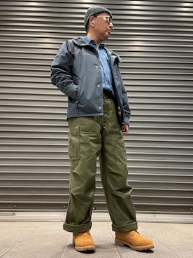 「アイテム（マウンテンパーカー）」を使った、Ken Nさん（メンズ・168cm）の秋コーディネート