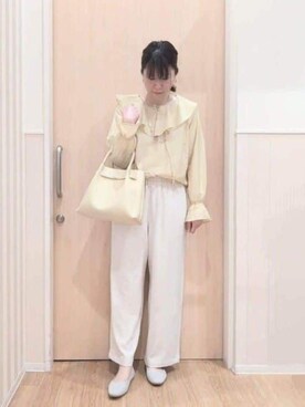 「アイテム（その他シューズ、グレー系）」を使った、UEさん（レディース・162cm）の春コーディネート