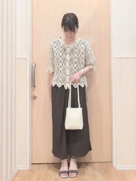 「DRESKIP（ドレスキップ）の【2WAY】大人のほんのり甘いスタイルに クロシェレースカーディガン（カーディガン/ボレロ、ベージュ系）」を使った、UEさん（レディース）の夏コーディネート