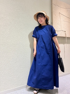 「かぐれ（カグレ）のコットンシルクサイドギャザーワンピース（ワンピース、ブルー系）」を使った、こもりさん（レディース・146cm）の夏コーディネート
