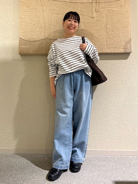 「かぐれ（カグレ）のフェードデニムイージーパンツ（デニムパンツ、ブルー系）」を使った、こもりさん（レディース・146cm）の春コーディネート