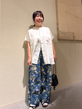 「かぐれ（カグレ）のリネンWポケットフレンチシャツ（シャツ/ブラウス、ホワイト系）」を使った、こもりさん（レディース・146cm）の春コーディネート