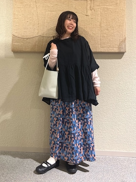 「かぐれ（カグレ）のコットンクレープギャザーブラウス（Tシャツ/カットソー、ブラック系）」を使った、こもりさん（レディース・146cm）の春コーディネート