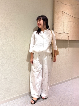 「かぐれ（カグレ）のアイテム（その他パンツ）」を使った、こもりさん（レディース・146cm）の夏コーディネート