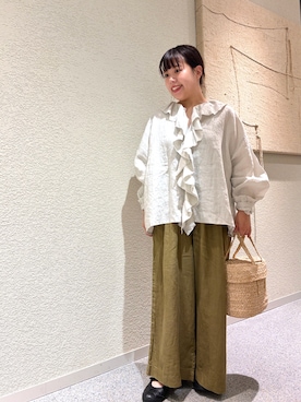 「かぐれ（カグレ）のリネンフリルカラーシャツ（シャツ/ブラウス、グレー系）」を使った、こもりさん（レディース・146cm）の夏コーディネート