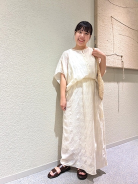 「かぐれ（カグレ）のコットンガーゼ刺繍スカート（スカート、ホワイト系）」を使った、こもりさん（レディース・146cm）の夏コーディネート