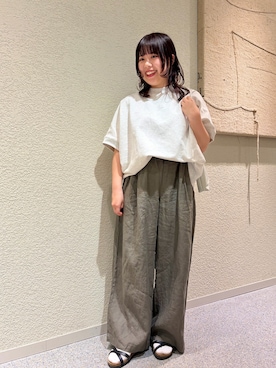 「かぐれ（カグレ）のリネンストレートイージーパンツ（その他パンツ、ブルー系）」を使った、こもりさん（レディース・146cm）の春コーディネート