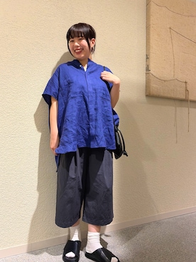 「かぐれ（カグレ）のリネンWポケットフレンチシャツ（シャツ/ブラウス、ブルー系）」を使った、こもりさん（レディース・146cm）の春コーディネート