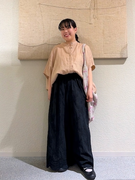 「かぐれ（カグレ）のエンブロイダリーギャザーパンツ（その他パンツ、ブラック系）」を使った、こもりさん（レディース・146cm）の春コーディネート