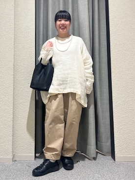 「かぐれ（カグレ）のコットンクロップドパンツ（その他パンツ、ベージュ系）」を使った、こもりさん（レディース・146cm）の春コーディネート