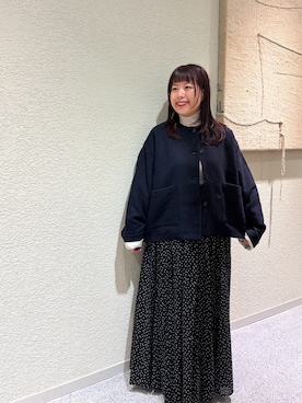 「かぐれ（カグレ）のコットンドットスカート（スカート、ブラック系）」を使った、こもりさん（レディース・146cm）の秋コーディネート