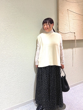「かぐれ（カグレ）のアイテム（Tシャツ/カットソー）」を使った、こもりさん（レディース・146cm）の秋コーディネート