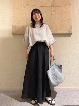 「かぐれ（カグレ）のリネンフレアスカート（スカート、ブラック系）」を使った、こもりさん（レディース・146cm）の春コーディネート