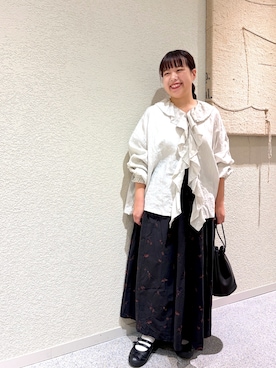 「かぐれ（カグレ）のリネンフリルカラーシャツ（シャツ/ブラウス、グレー系）」を使った、こもりさん（レディース・146cm）の夏コーディネート