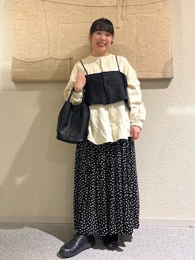 「かぐれ（カグレ）のリネンダブルポケットワイドシャツ（シャツ/ブラウス、イエロー系）」を使った、こもりさん（レディース・146cm）の春コーディネート