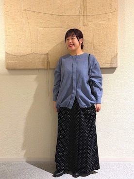 「かぐれ（カグレ）のウールコットンシャツカーディガン（シャツ/ブラウス、ブルー系）」を使った、こもりさん（レディース・146cm）の秋コーディネート