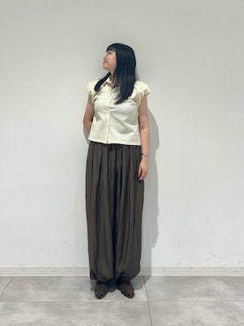 「SENSE OF PLACE by URBAN RESEARCH(センスオブプレイスバイアーバンリサーチ)のシアーサッカーバルーンスリーブシャツ(シャツ/ブラウス、ホワイト系)」を使った、ririkaさん(レディース・160cm)の夏コーディネート
