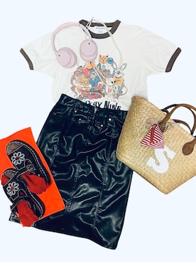 「HEAR MY NAME（ヒアマイネーム）のHEAR MY NAME × maturely / プレイヤーズ プリント ショートスリーブ（Tシャツ/カットソー、ホワイト系）」を使った、fuji7722さん（レディース・160cm）の夏コーディネート