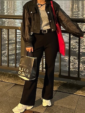 「HARE（ハレ）のデニムシアーキリカエブルゾン(HARE)（ブルゾン、ブラック系）」を使った、kumi.さん（レディース・165cm）の春コーディネート