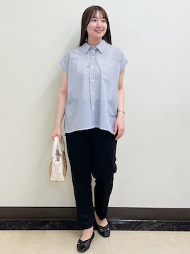 「Reflect（リフレクト）の【接触冷感】フレンチスリーブシャツブラウス（シャツ/ブラウス、ブルー系）」を使った、mikikoさん（レディース・160cm）の夏コーディネート