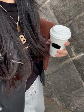 「BURBERRY（バーバリー）のアイテム（Tシャツ/カットソー、ブラック系）」を使った、tnvomatsuさん（レディース・163cm）の春コーディネート
