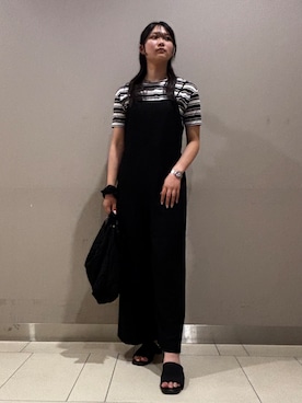 「INDIVI（インディヴィ）の【ゆったり／着映え】ボーダーリラクシーTシャツ（Tシャツ/カットソー、ブルー系）」を使った、やまさん（レディース・171cm）の夏コーディネート