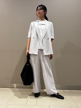 「INDIVI（インディヴィ）の【着る日傘】ハーフスリーブダブルジャケット（テーラードジャケット、グレー系）」を使った、やまさん（レディース・171cm）の春コーディネート
