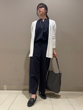 「INDIVI（インディヴィ）の【洗える／SETUP可能】スキッパーブラウス（シャツ/ブラウス、ブルー系）」を使った、やまさん（レディース・171cm）の春コーディネート