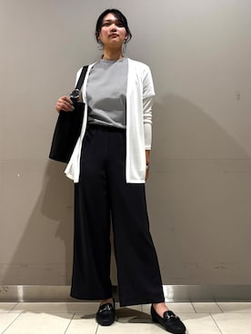 「INDIVI（インディヴィ）の【UVケア】着流しミドル丈カーディガンジャージ（カーディガン/ボレロ、ホワイト系）」を使った、やまさん（レディース・171cm）の春コーディネート