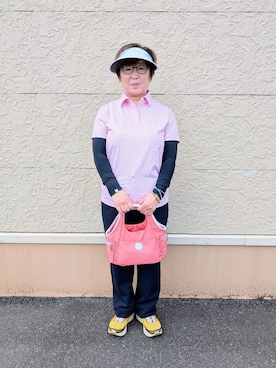 「adabat（アダバット）のUVカット/接触冷感 クールタッチツイルストレートパンツ（その他パンツ、ブルー系）」を使った、leok1110さん（レディース）の春コーディネート