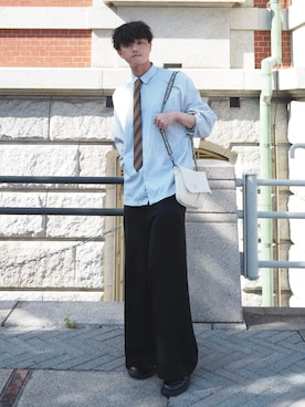 「Clarks（クラークス）のアイテム（シューズ）」を使った、うさマル〜休日のカフェ巡りコーデ〜さん（メンズ・178cm）の春コーディネート