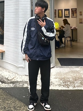 「AIR JORDAN（エアジョーダン）のアイテム（スニーカー）」を使った、うさカフェさん（メンズ・178cm）の秋コーディネート