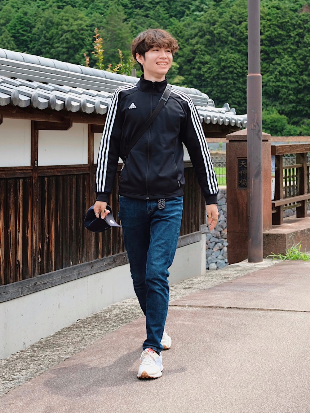 Tsuguya/KwonSaya｜adidasのジャージを使ったコーディネート - WEAR