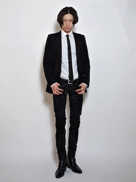 「COS（コス）のアイテム」を使った、Tsuguya/KwonSayaさん（メンズ・176cm）の春コーディネート