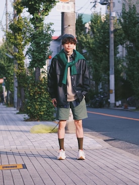 「SENSE OF PLACE by URBAN RESEARCH（センスオブプレイスバイアーバンリサーチ）のアイテム（その他アウター）」を使った、Tsuguya/KwonSayaさん（メンズ・174cm）の秋コーディネート