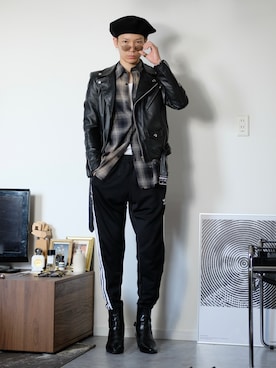 「アイテム（ハンチング/ベレー帽）」を使った、Tsuguya/KwonSayaさん（メンズ・175cm）の秋コーディネート