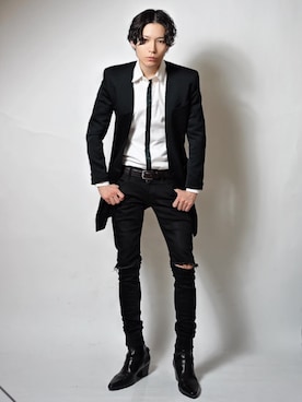 「COS（コス）のアイテム」を使った、Tsuguya/KwonSayaさん（メンズ・175cm）の冬コーディネート