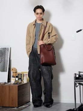 「アイテム（その他トップス）」を使った、Tsuguya/KwonSayaさん（メンズ・175cm）の秋コーディネート
