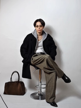 「アイテム（ビジネスバッグ）」を使った、Tsuguya/KwonSayaさん（メンズ・175cm）の秋コーディネート