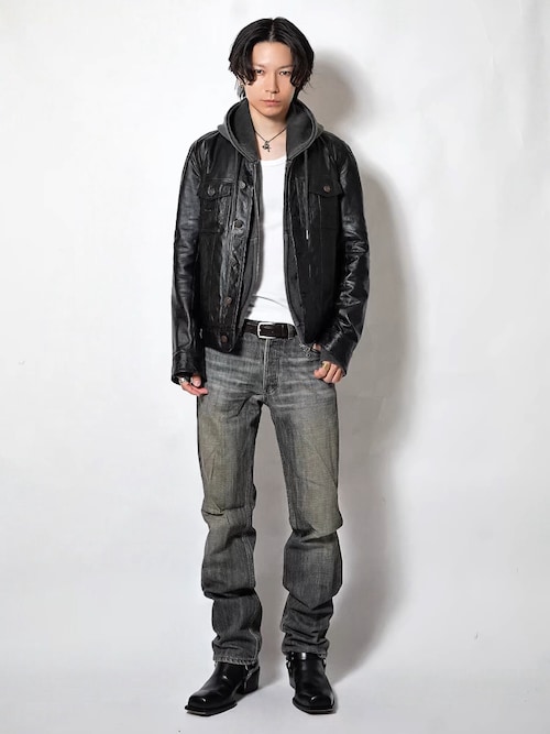 「soerte(ソエルテ)のHeavy weight double zip-up hoodie /ヘビーウェイトダブルジップフーディー(パーカー)」を使った、Tsuguya/KwonSayaさん(メンズ・176cm)の秋コーディネート