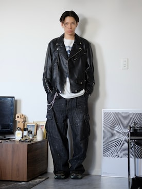 「アイテム（ライダースジャケット）」を使った、Tsuguya/KwonSayaさん（メンズ・175cm）の秋コーディネート