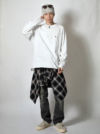「COS(コス)のウールカシミヤビーニー(ニットキャップ/ビーニー)」を使った、Tsuguya/KwonSayaさん(メンズ・176cm)の秋コーディネート