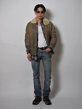 「アイテム（ウォレットチェーン）」を使った、Tsuguya/KwonSayaさん（メンズ・175cm）の秋コーディネート