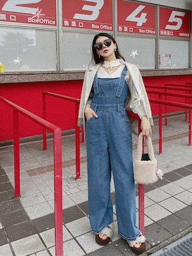 「アイテム（チェスターコート、ホワイト系）」を使った、MIN HU’sさん（レディース・162cm）の秋コーディネート