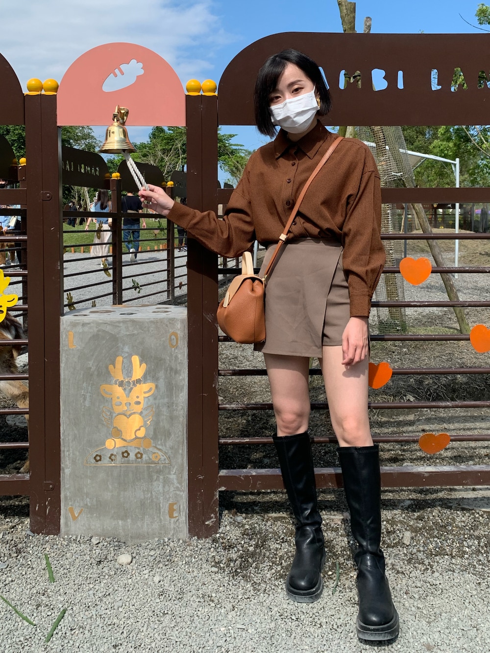 「ブーツ、boots、Tnewties、dresseum、polene」｜「Tnewtiesの高筒彈力靴（ブーツ、ブラック系）」を使った、Maureenさん（レディース・155cm）の春コーディネートの1枚目の写真