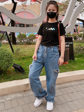 「agnes b.（アニエスベー）のアイテム（Tシャツ/カットソー、ブラック系）」を使った、Jessicaさん（レディース・153cm）の春コーディネート