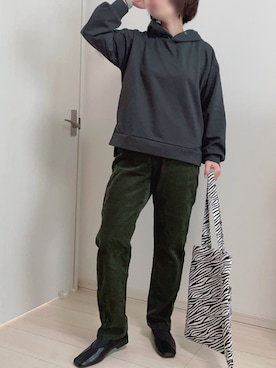 「コーデュロイパンツ」｜ハナコユキさん（レディース・158cm）の冬コーディネート