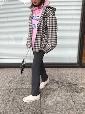 「mignon（ミニョン）のアイテム（スウェット）」を使った、mioさん（レディース・165cm）の冬コーディネート